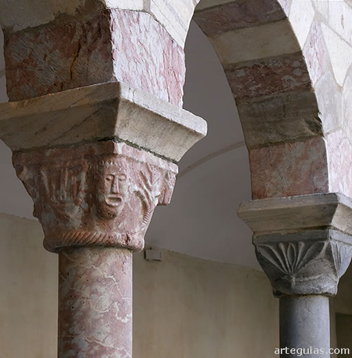 Arquer&iacute;a del claustro