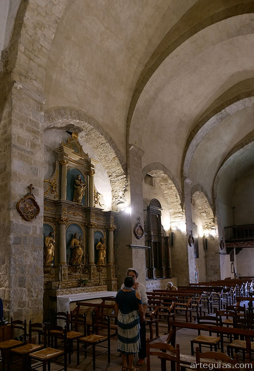 Interior de la iglesia