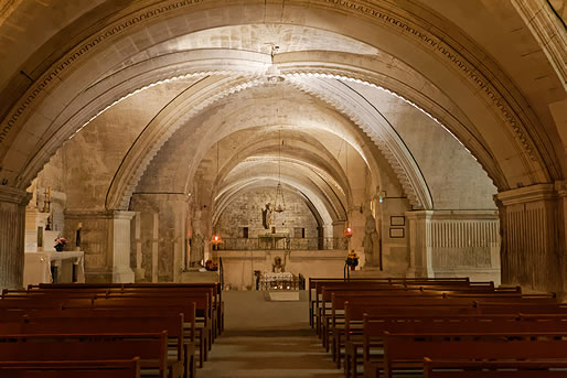 Cripta o iglesia baja. Abad&iacute;a de Saint-Gilles