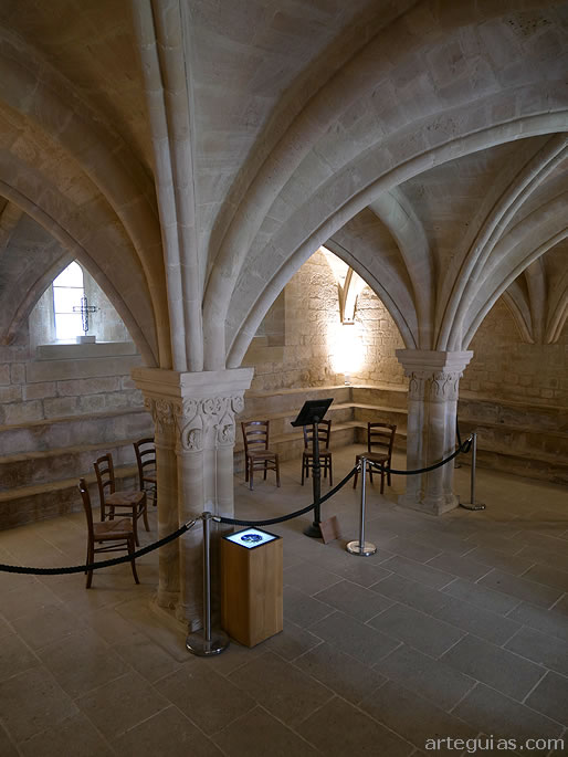 Arquer&iacute;as, b&oacute;vedas y apoyos de la sala capitular