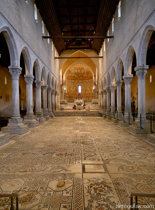 Vista de la Bas&iacute;lica de Aquilea desde el oeste