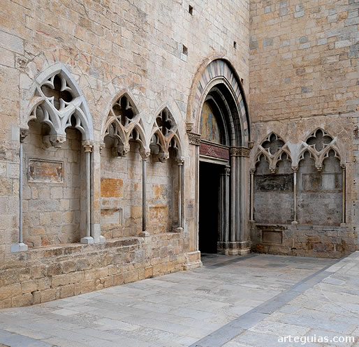 Costado meridional de Sant Feliu de Girona
