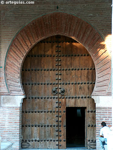 Puerta mud&eacute;jar de la Concatedral de Guadalajara