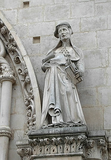 Estatua de San Buenaventura