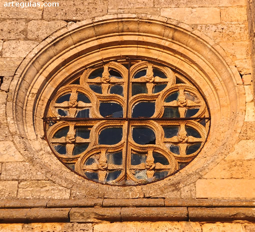 Roset&oacute;n de la fachada oeste