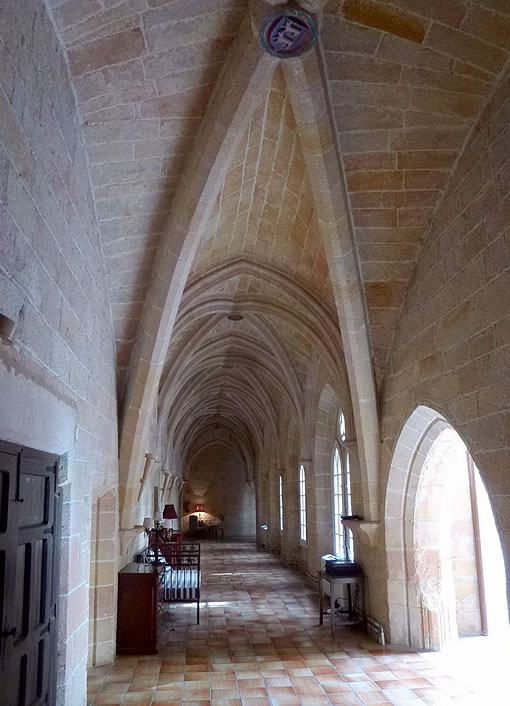 Claustro del Convento de Nuestra Se&ntilde;ora del Espino, Santa GAdea del Cid