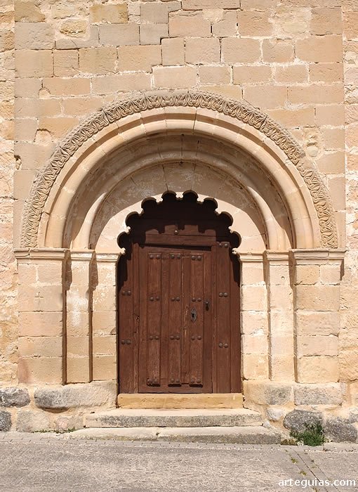 Ermita de las Eras: puerta meridional
