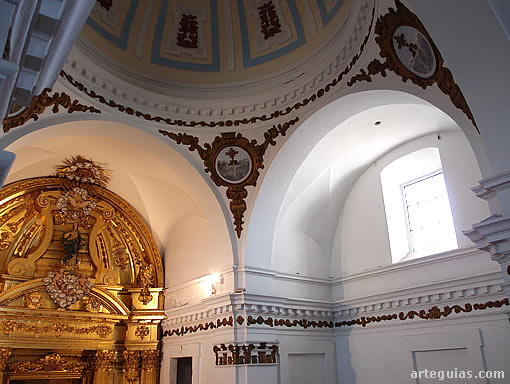 Iglesia de San Francisco Javier de C&aacute;ceres: crucero y c&uacute;pula