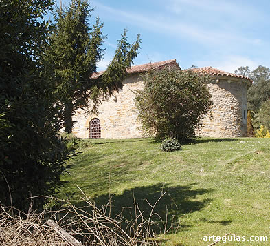 Peque&ntilde;a iglesia rom&aacute;nica de San Rom&aacute;n de Escalante 