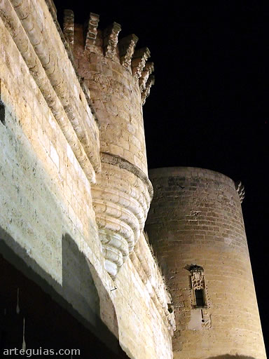 Costado sur del castillo