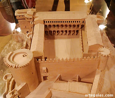 Maqueta del castillo de Cu&eacute;llar