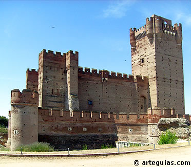Vista del castillo desde el Este