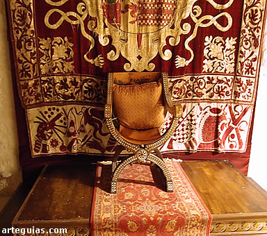 Sal&oacute;n del trono