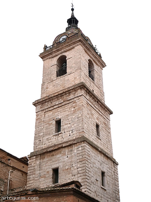 Torre campanario