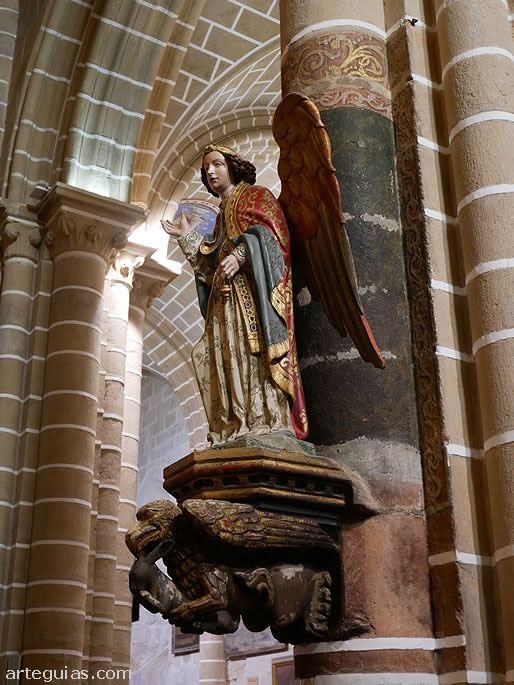 Arc&aacute;ngel San Gabriel