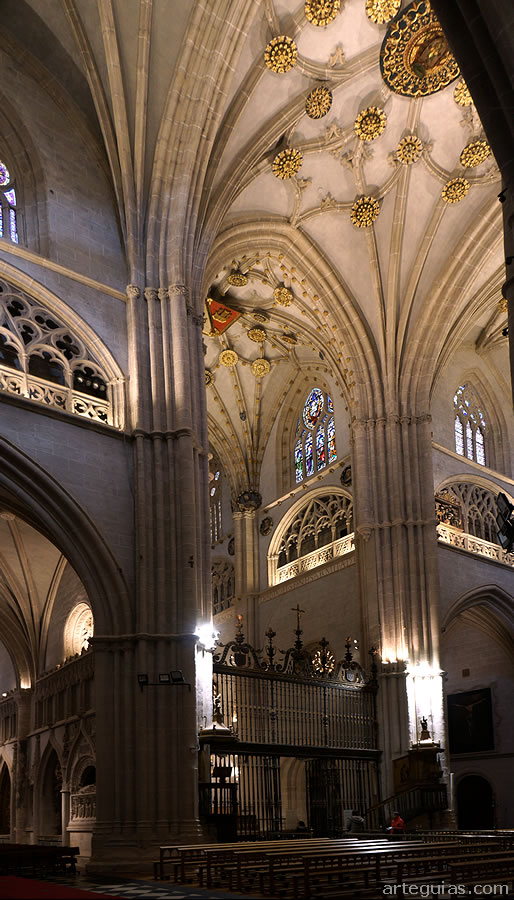 Catedral de Palencias: monumental aspecto del crucero