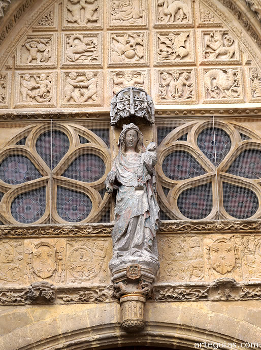 Viregn g&oacute;tica de portada principal