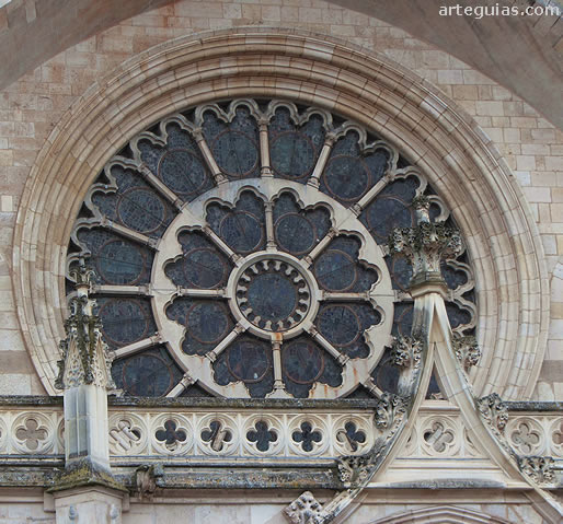 Roset&oacute;n de la fachada occidental