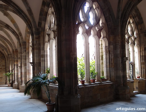 Claustro de la catedral de Bilbao