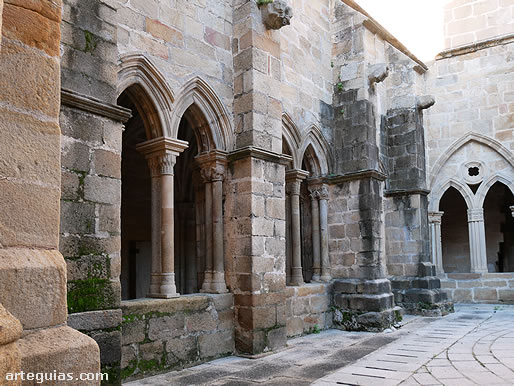 Panda del siglos XIV del claustro