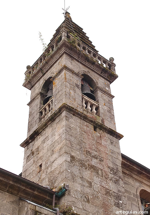 Campanario de la iglesia parroquial de Iria Flavia, antigua catedral y colegiata
