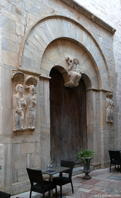 Puerta románica de San Juan el Viejo, Perpiñán