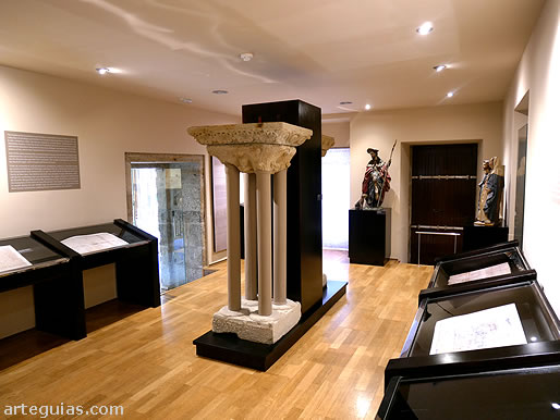 Una de las salas del Museo de la colegiata