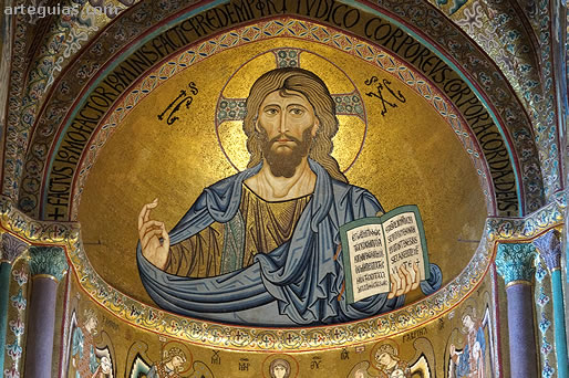Cristo Pantocrator en un mosaico de est&eacute;tica e iconograf&iacute;a bizantinas