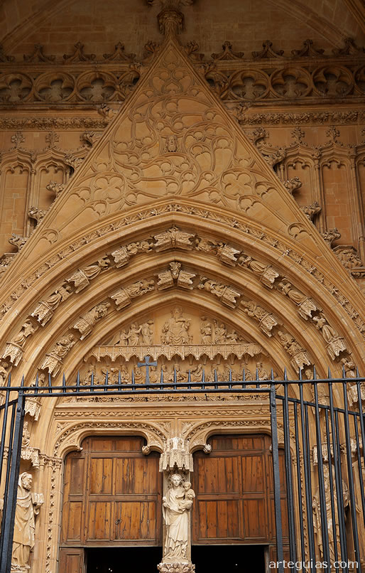 Portal del Mirador, joya g&oacute;tica