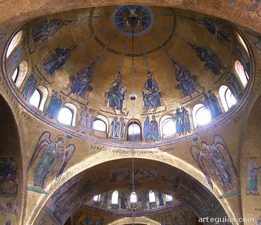 San Marcos de Venecia: C&uacute;pula de Pentecost&eacute;s