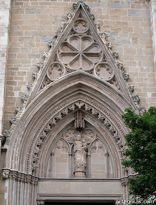 Portda g&oacute;tica de la Seu de Manresa, Barcelona