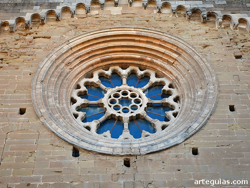 Roset&oacute;n en el transepto