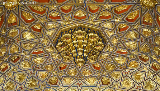 Detalle del artesonado mud&eacute;jar de la iglesia del Convento de Santa Clara de Tordesillas