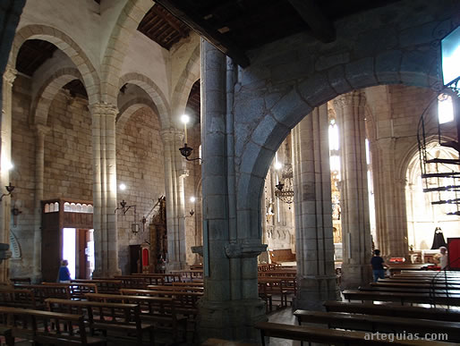 Interior de la iglesia