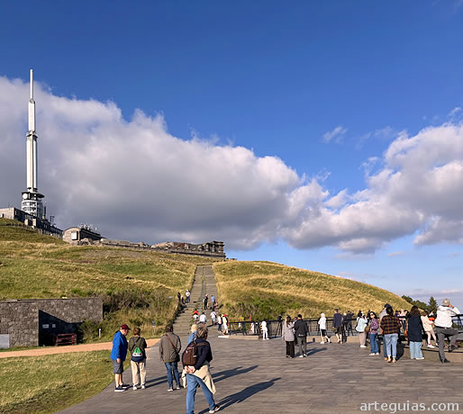En la cima del mítico volcán Puy de Dôme
