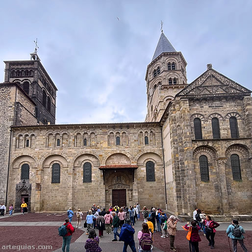 Notre Dame du Port de Clermont Ferrand