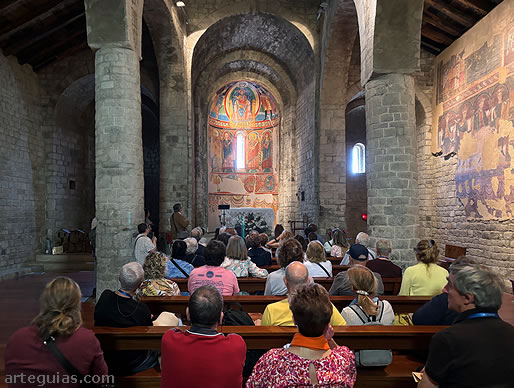 Visita al interior de Santa María de Taüll