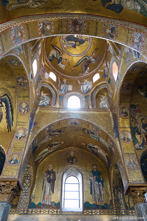 Majestuosos mosaicos bizantinos del siglo XII.