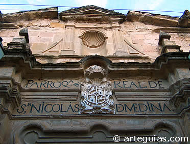 Fachada de la iglesia Real de San Nicol&aacute;s de Medina, Huete