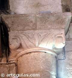 Capitel del arco triunfal