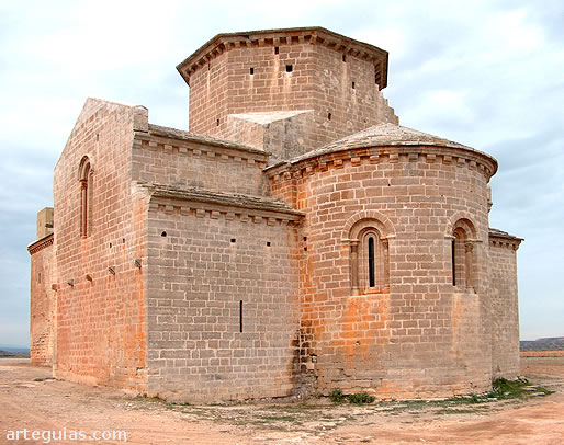 Exterior de Santa María de Chalamera desde el sureste