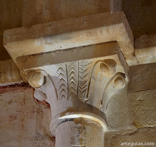 Capitel de la nave