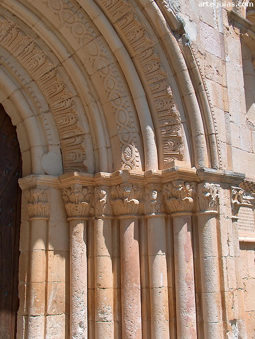 Detalle de la puerta. Markinez