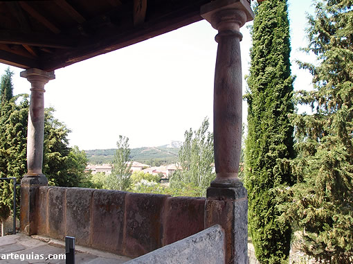 P&oacute;rtico exterior