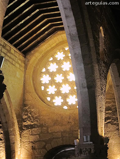 Luces y sombras proyectadas por el roset&oacute;n