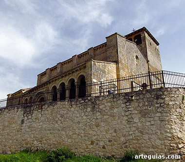Iglesia de san Miguel de Fuentidue&ntilde;a