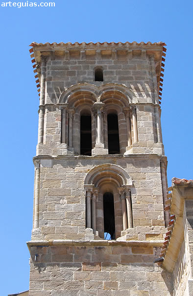 Torre rom&aacute;nica