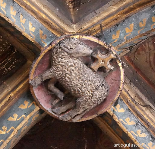 Clave de b&oacute;veda con un Agnus Dei