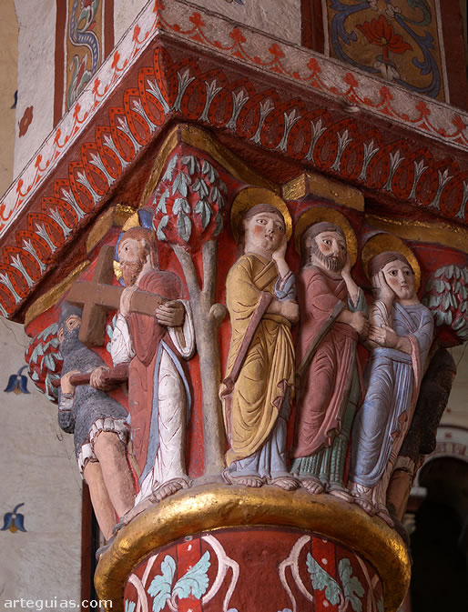 La iglesia de Issoire destaca  por sus capiteles historiados