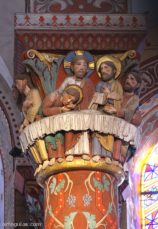 Capitel rom&aacute;nico de la cabecera. Abad&iacute;a de Issoire